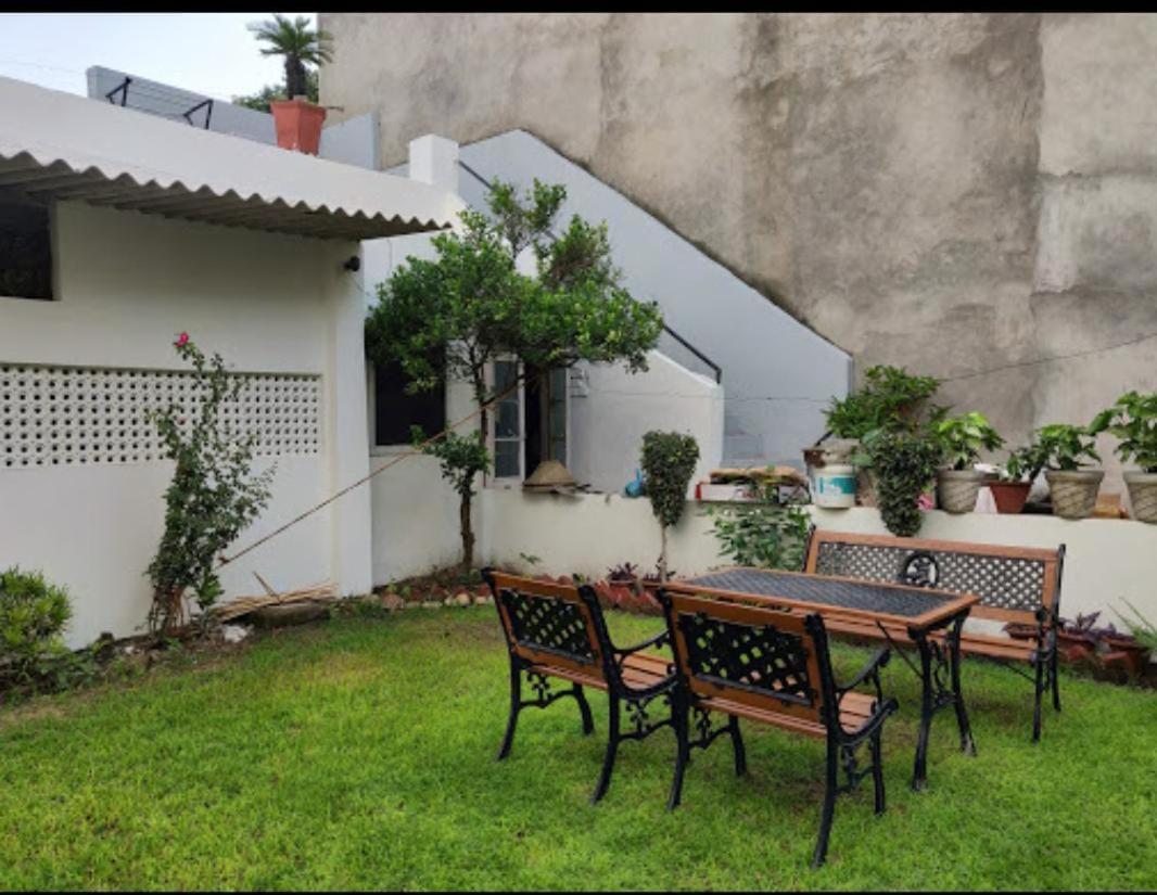 Tourist Guest House Амритсар Экстерьер фото