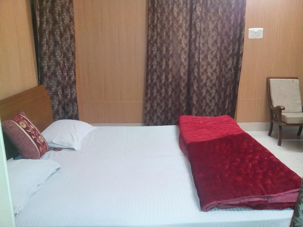 Tourist Guest House Амритсар Экстерьер фото