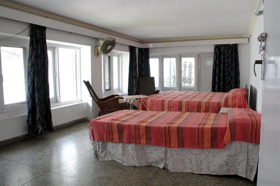 Tourist Guest House Амритсар Экстерьер фото