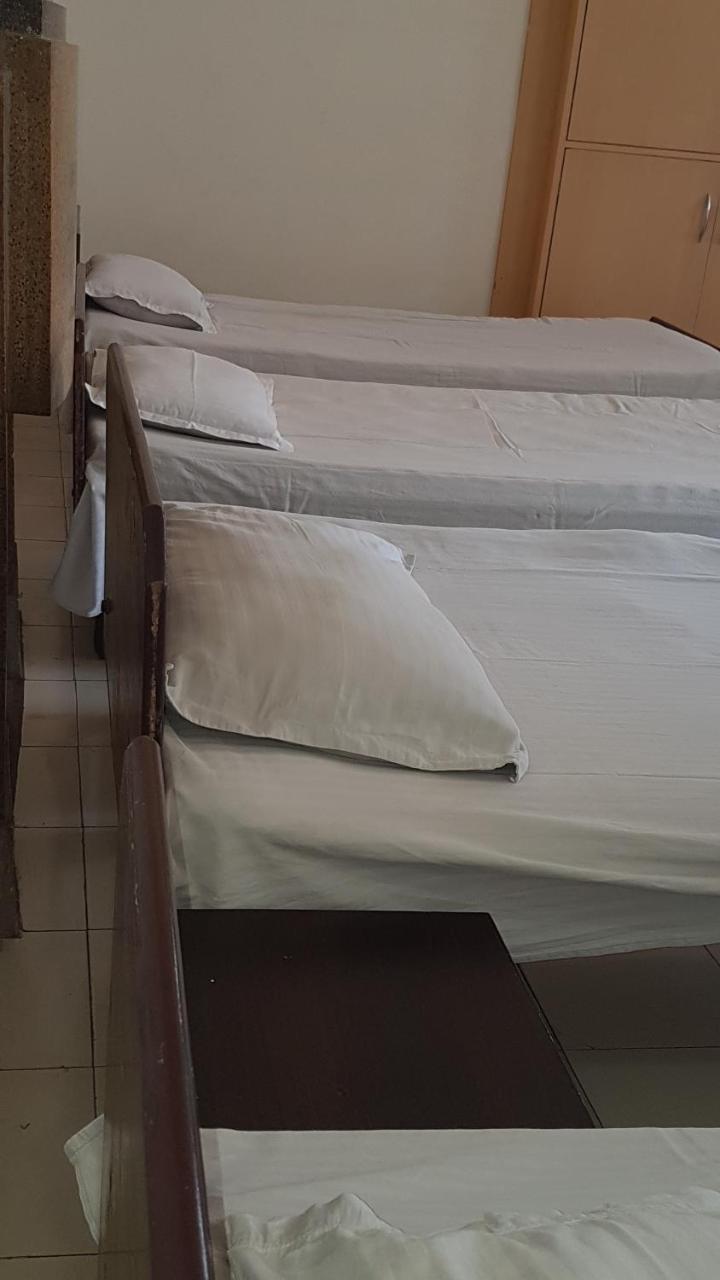 Tourist Guest House Амритсар Экстерьер фото