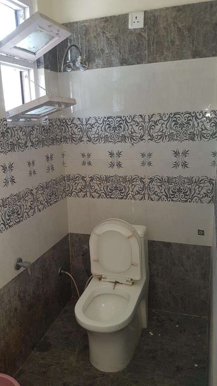 Tourist Guest House Амритсар Экстерьер фото