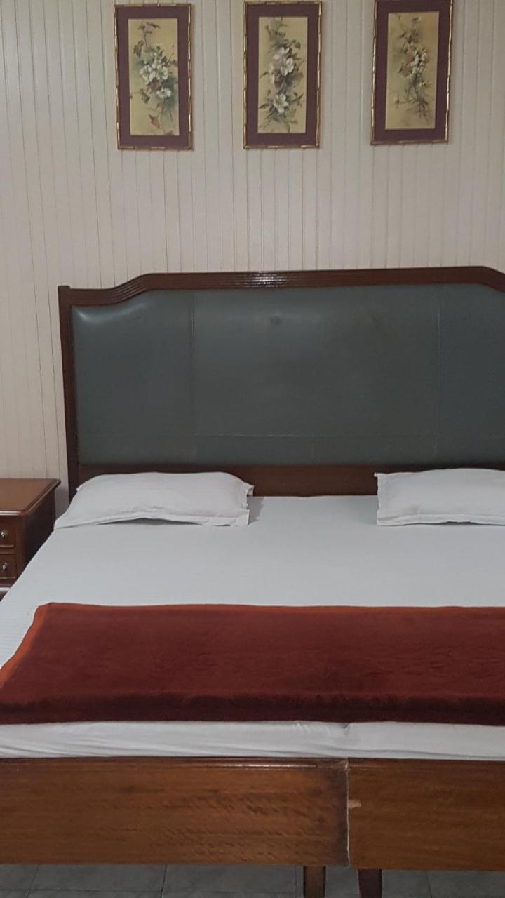 Tourist Guest House Амритсар Экстерьер фото