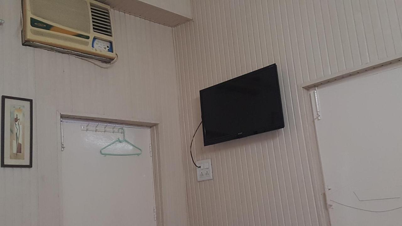 Tourist Guest House Амритсар Экстерьер фото